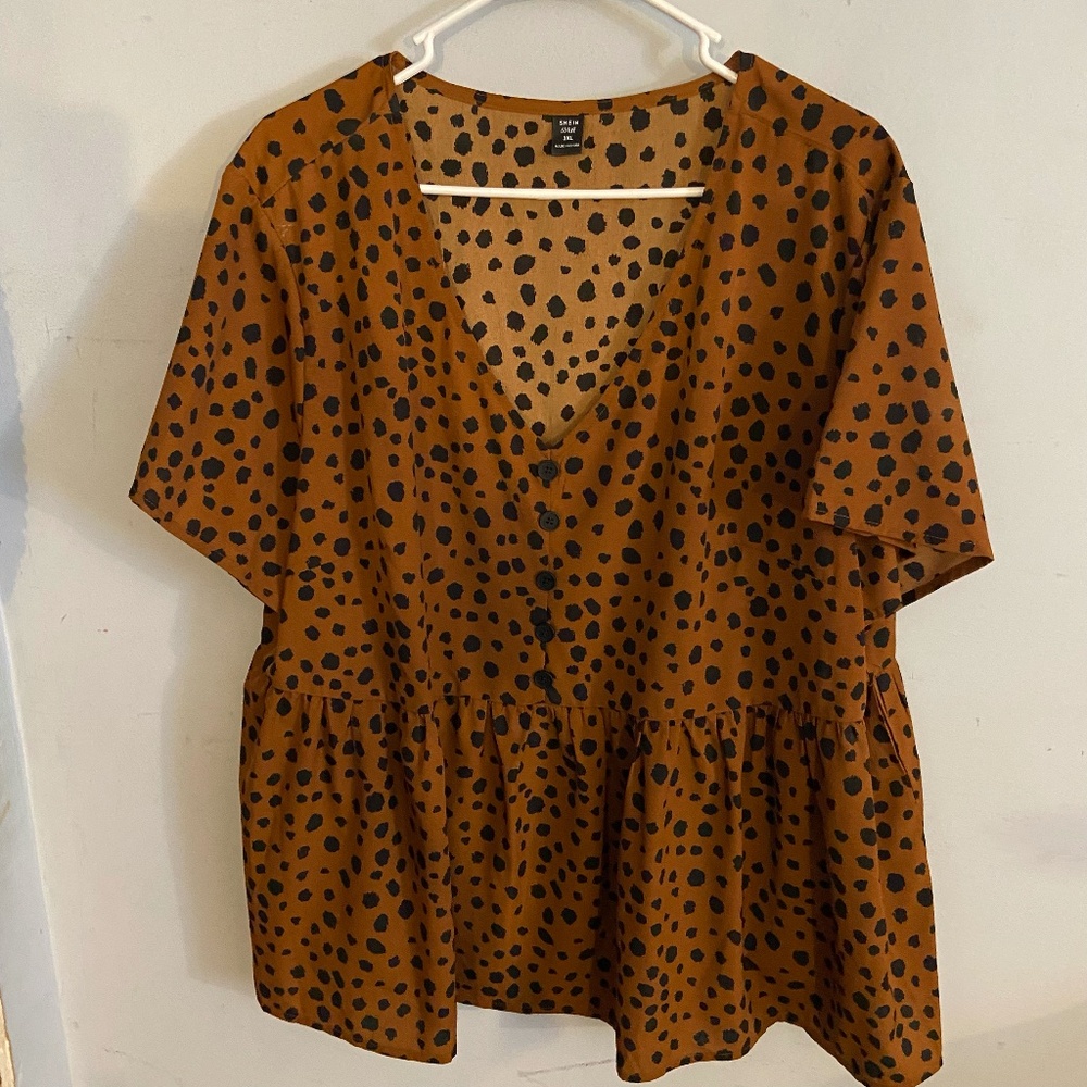 SHEIN Peplum Button Blouse
